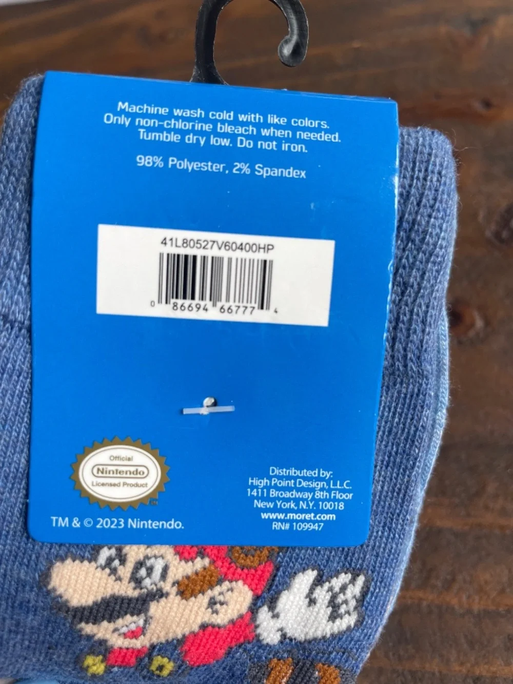 NEW Super Mario Men’s Crew Socks 2 pair, Fits Shoe Size: 6 1/2-12